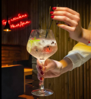 Лаундж кафе Space Bar, кальянно фото