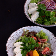 MegoBari, грузинський бар-ресторан фото