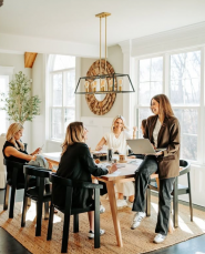 А foreign affair, брачное агентство фото