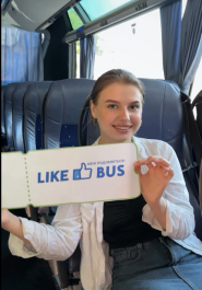 Like Bus, компанія пасажирських перевезень фото