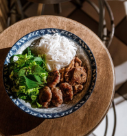 Зірочка, азіатське бістро фото