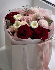 Квіткова лавка, оптовая продажа цветов фото