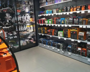 Арсенал, магазин, промышленный супермаркет фото