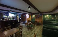 Queen's Pub, паб фото