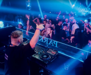 Park Residence, ресторан і клуб фото