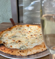 Падре, ресторан італійської кухні фото