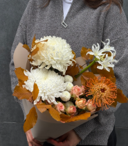 Квіти без причини, квітковий магазин фото