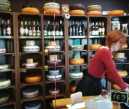 Сирне Королівство, магазин сирів фото
