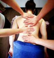 Масаж в 4 руки фото