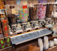 Roshen, кондитерський магазин фото