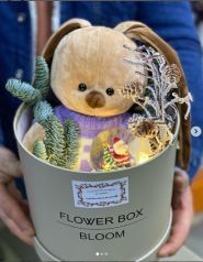 Подарунковий кошик, доставка квітів фото