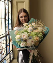 Квіти без причини, квітковий магазин фото