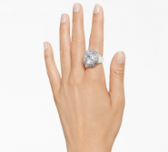 Swarovski Partner Boutique, ювелирный магазин фото