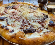 Mimosa Brooklyn Pizza, піцерія фото
