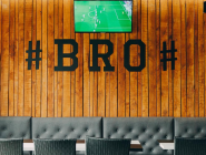 Bro, Паб фото