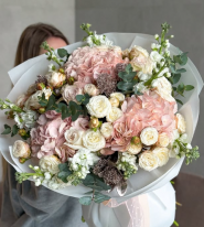 Lepestki, квітковий магазин фото