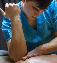 Лікувальний масаж, масажист фото