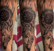 B&w, тату салон фото