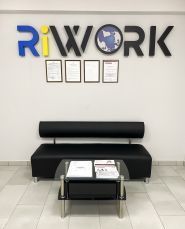 Riwork, робота за кордоном фото