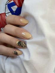 Акварель, манікюр і педикюр фото