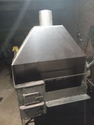 Джон Галоян, зварювальний цех фото