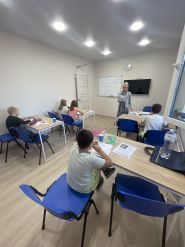 Gold Snitch, мовна школа фото