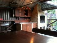 Котедж з басейном на Садовій фото