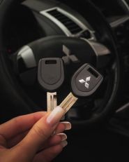 Сервіс з виготовлення автомобільних ключів фото