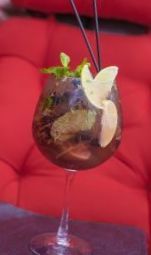 Скажений Француз, кафе-кондитерська фото