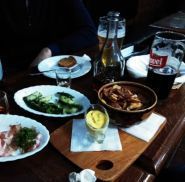 Beerloga, піцерія-бар фото