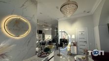 Caroline Beauty Studio, салон краси фото