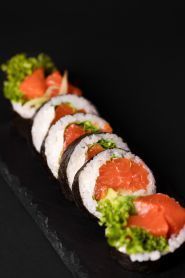 ЖуйКо, доставка суші і піци фото