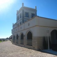 Chateau Royal, готельно-ресторанний комплекс фото