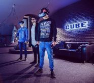 Cube, клуб віртуальної реальності фото