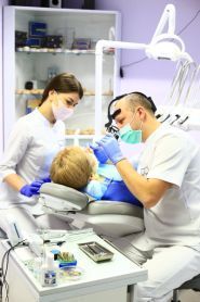 Дент Лайф, стоматологічний кабінет фото