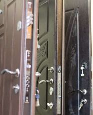 Магазин дверей на Курчатова фото