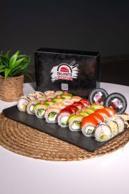 Sushi Zoom, доставка суші та ролів, бургерів, салатів фото
