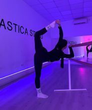 Elastica, танцевальная и растяжка студия фото