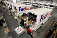 FedEx, кур'єрська служба фото