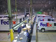 FedEx, кур'єрська служба фото
