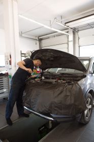 Бош Сервіс Автодром, автосервіс електромобілів фото