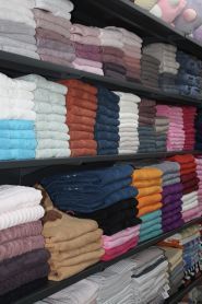 Я-Господиня, мережа магазинів побутової хімії, косметики, текстилю, посуду, продуктів, іграшок та товарів для дому фото