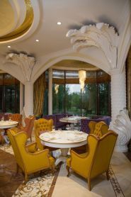 Бреч, туристично-готельний комплекс фото