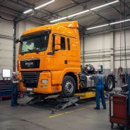 TIR Сервіс-Truck Service, евакуація та ремонт вантажівок фото
