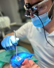 Центр імплантації зубів на Французькому б бульварі фото