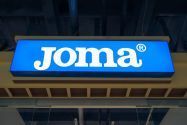 Joma, брендовий спортивний одяг та взуття фото