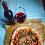 Love and wine, натуральне вино фото