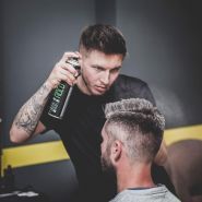 True Barbershop, чоловіча перукарня фото