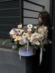 Million Flowers, магазин квітів фото