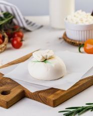 Молоко від фермера, продовольчий магазин фото